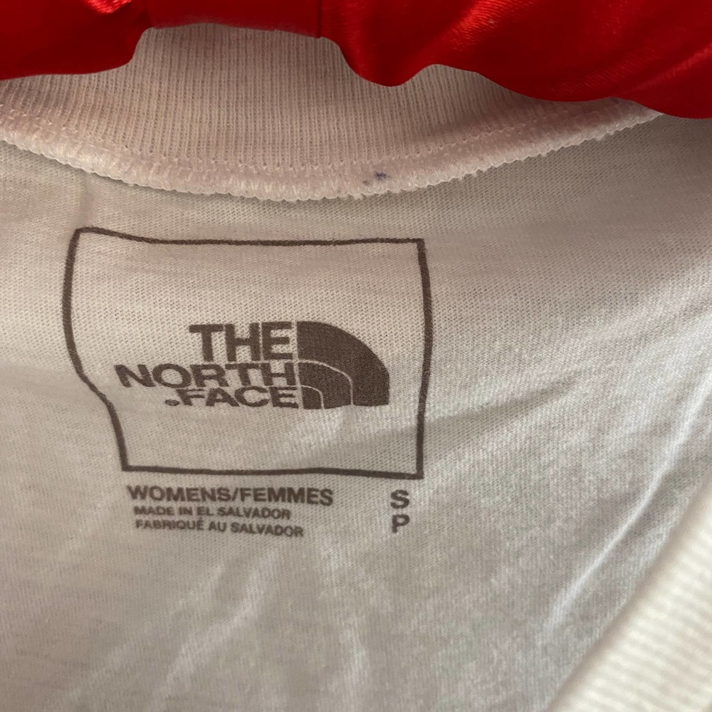 The north Face white sleeveless active top S - Picture 5 of 5
